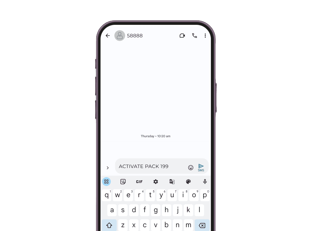 Smartphone affichant les détails du produit, y compris le numéro de série; La numérisation du code QR révèle des informations de texte brut pour un accès rapide.